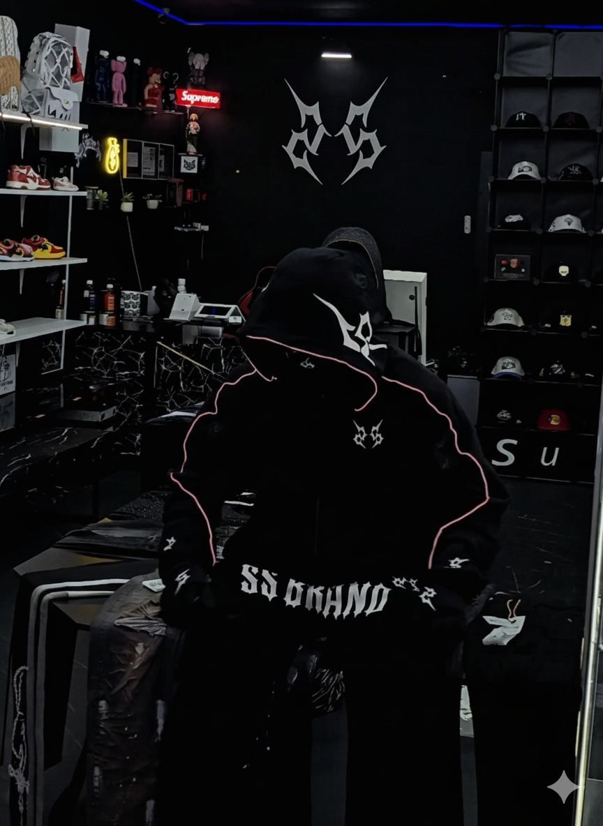 SS1 PRO Black- Hoddie